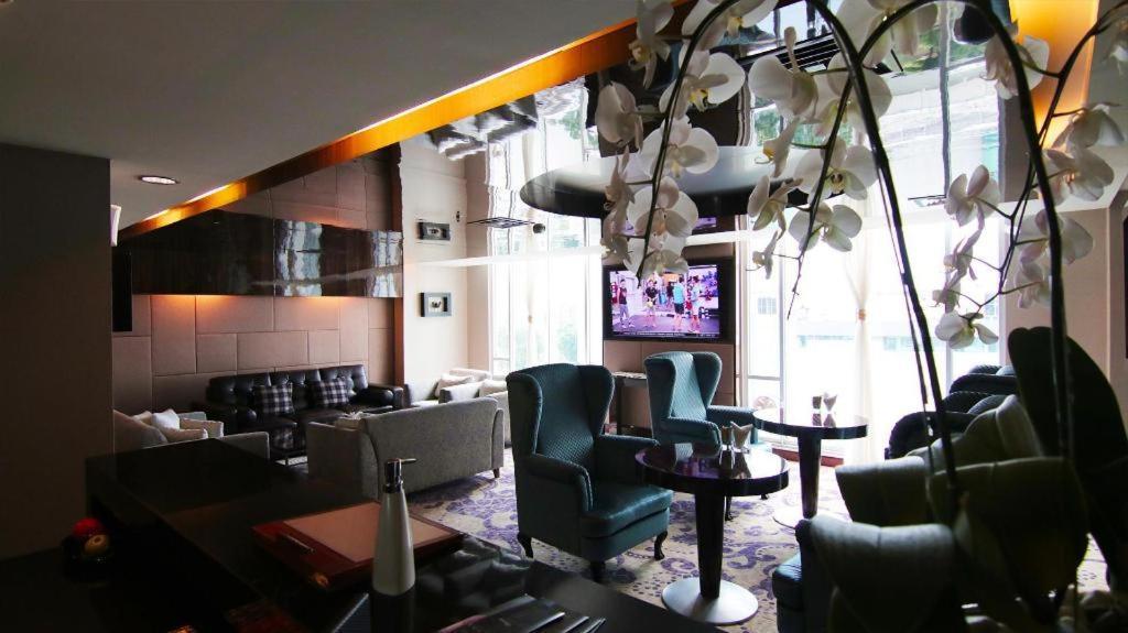 The Arista Hotel Palembang Kültér fotó