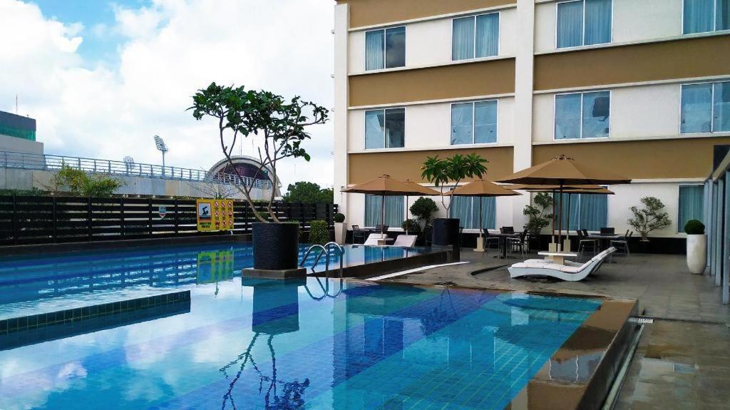 The Arista Hotel Palembang Kültér fotó