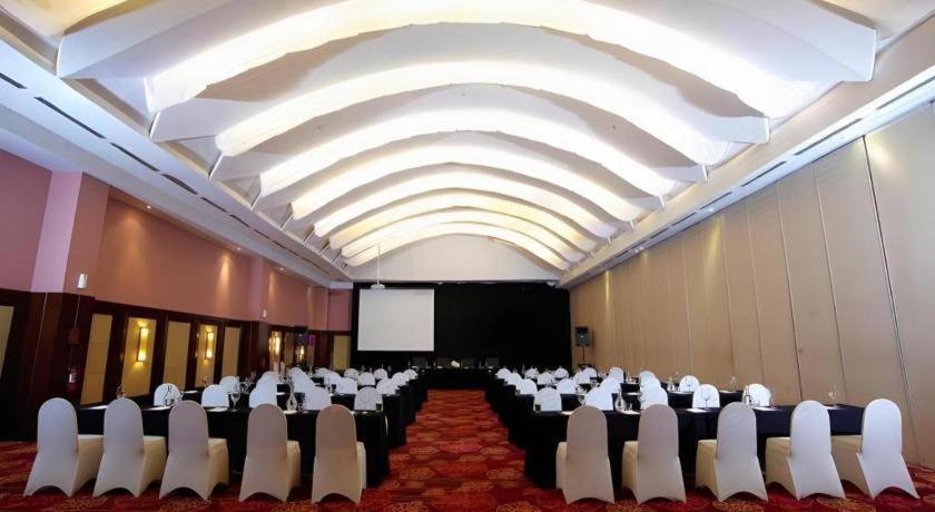 The Arista Hotel Palembang Kültér fotó
